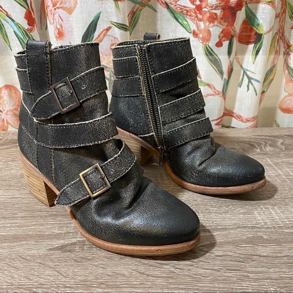 Kelsi Dagger Brooklyn Grand Ankle Boots